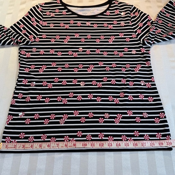 Talbots Black & White Sz LP Striped Top w/ Red Peppermint Candies/SequinsPattern - Picture 6 of 11